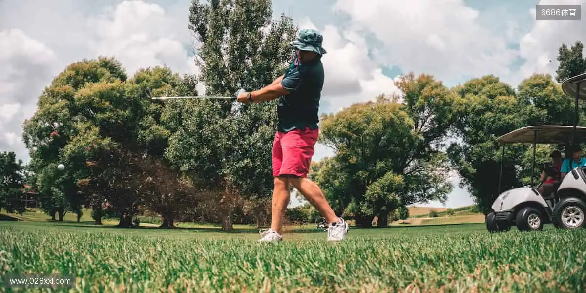 📱 指尖掌控,全球赛事!随时随地,精彩尽在眼前!